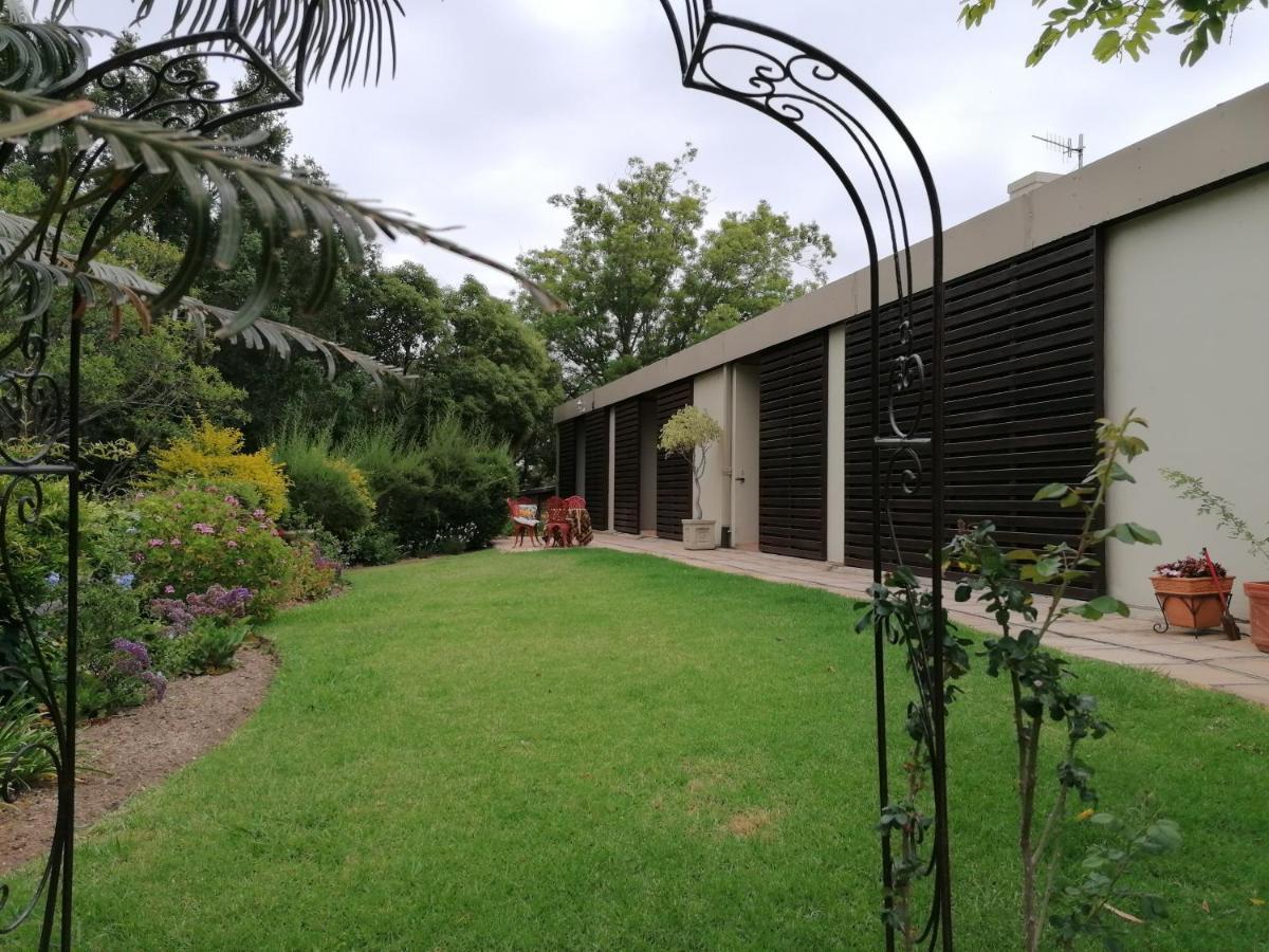 Aanhuizen Guest House Swellendam Luaran gambar
